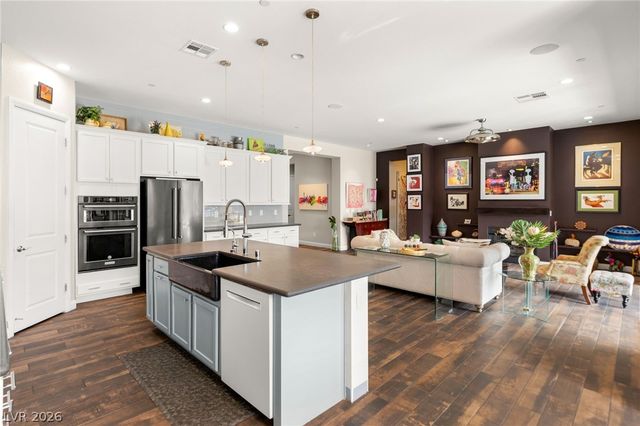 2561 Amista Drive, Henderson, NV 89044