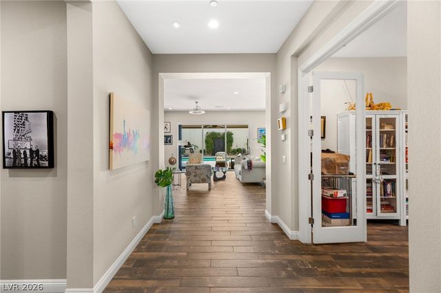 2561 Amista Drive, Henderson, NV 89044