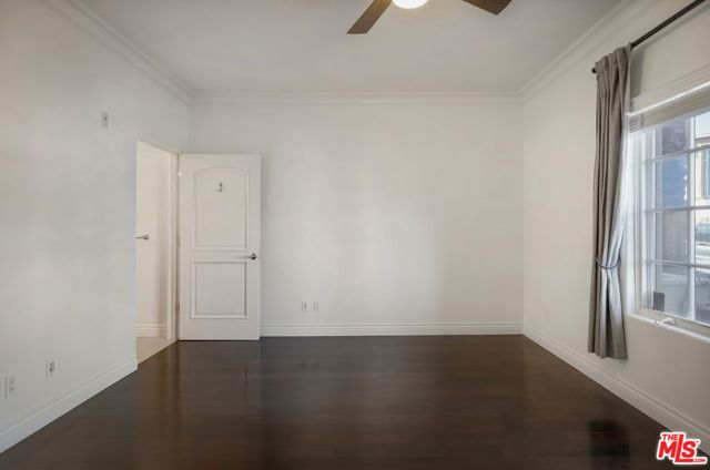851 N San Vicente Boulevard 102, West Hollywood, CA 90069