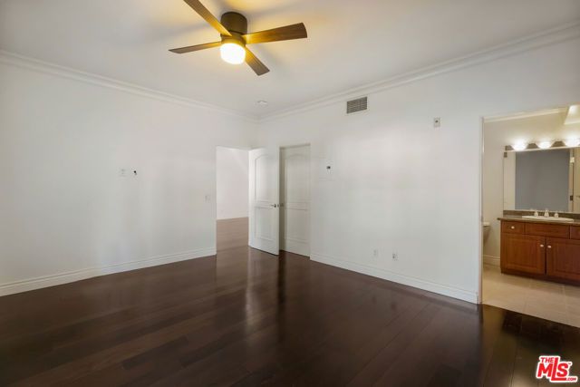 851 N San Vicente Boulevard 102, West Hollywood, CA 90069