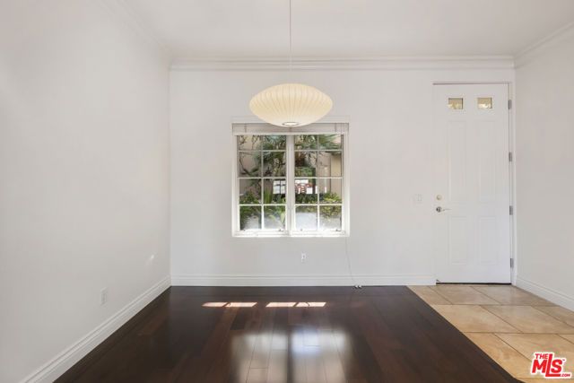 851 N San Vicente Boulevard 102, West Hollywood, CA 90069