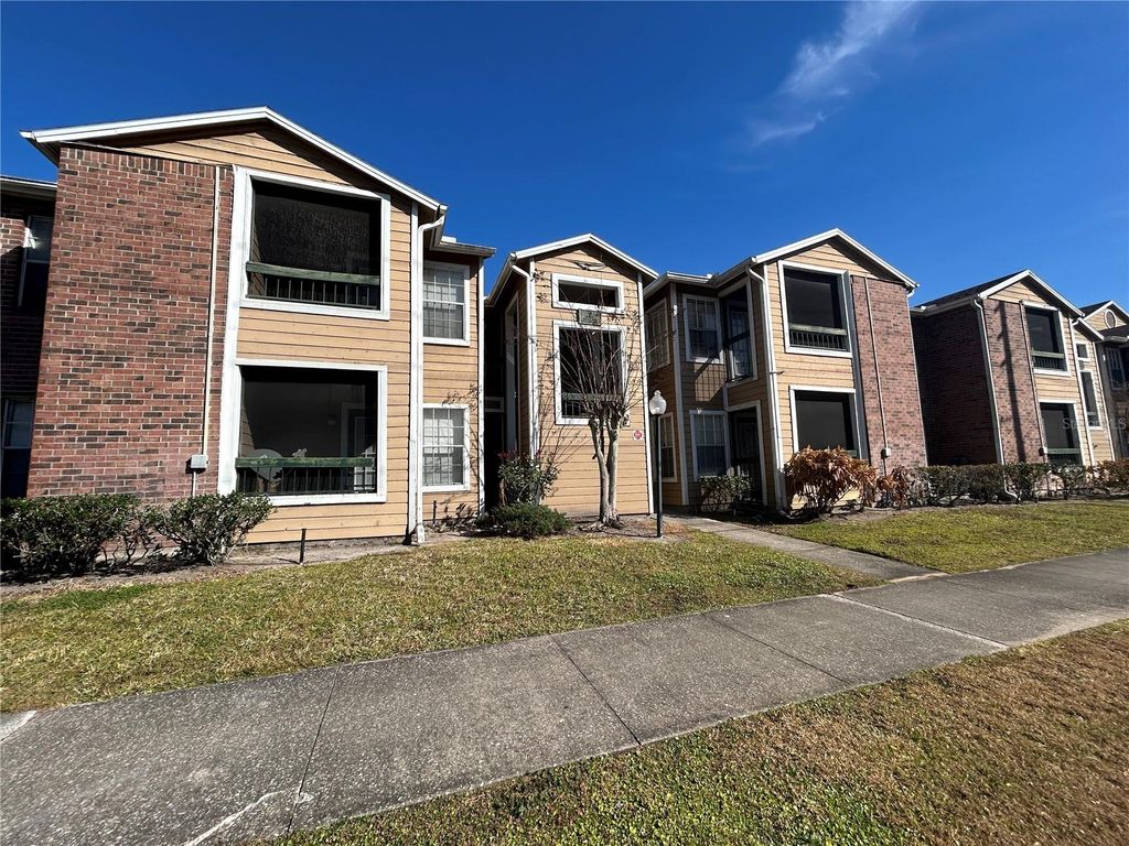 5500 DEVONBRIAR WAY G203, Orlando, FL 32822