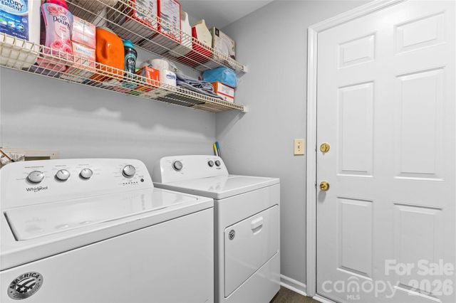 7130 Bluff Wood Cove, Charlotte, NC 28212