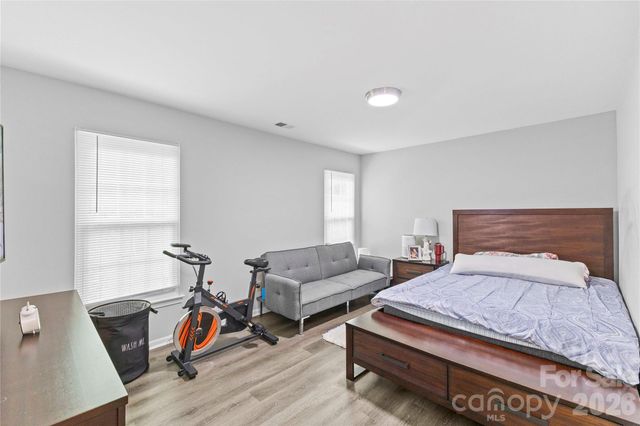 7130 Bluff Wood Cove, Charlotte, NC 28212