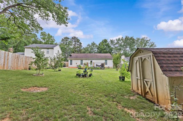 7130 Bluff Wood Cove, Charlotte, NC 28212
