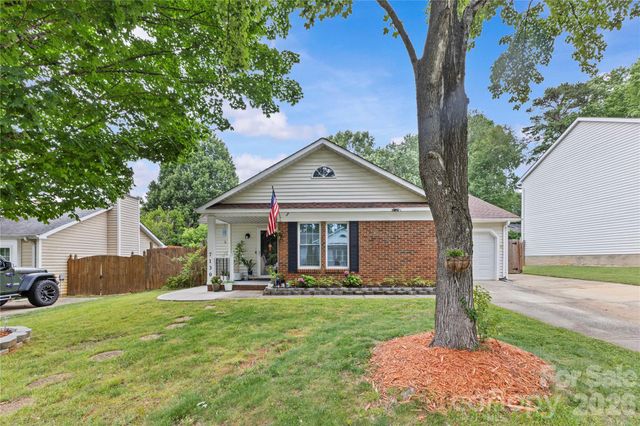 7130 Bluff Wood Cove, Charlotte, NC 28212