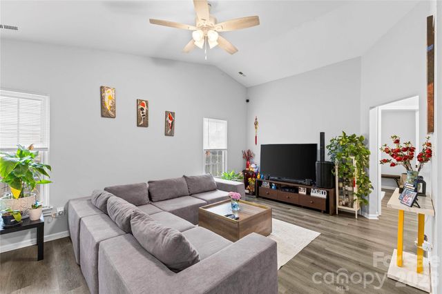 7130 Bluff Wood Cove, Charlotte, NC 28212