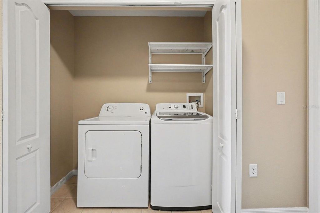 Image 19 of property listing at 948 CHELSEA DRIVE, Davenport, FL 33897