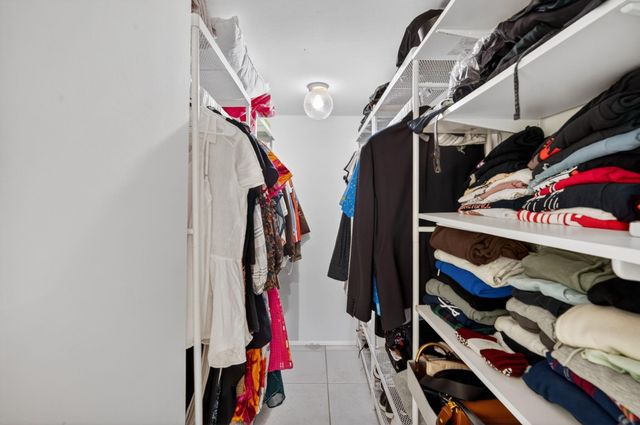 3900 N Hills Drive 306, Hollywood, FL 33021