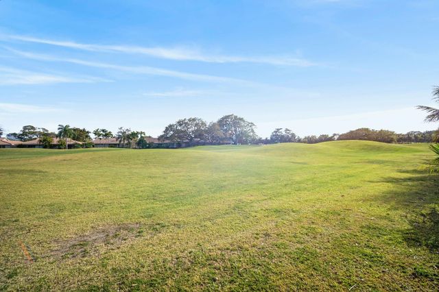 3900 N Hills Drive 306, Hollywood, FL 33021