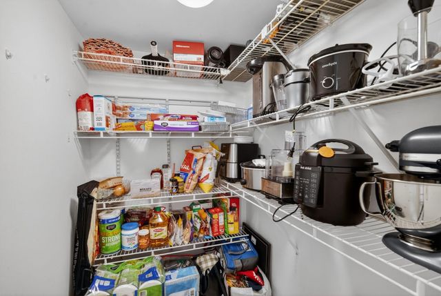 3900 N Hills Drive 306, Hollywood, FL 33021