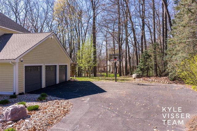 4608 Old Grand River Trail, Ada, MI 49301