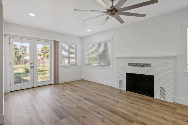 1404 Kaweah Street, Hanford, CA 93230