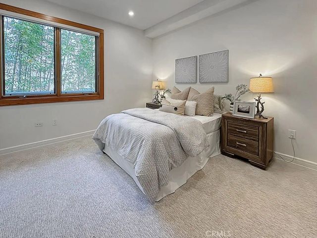 411 N Oakhurst Drive 102, Beverly Hills, CA 90210