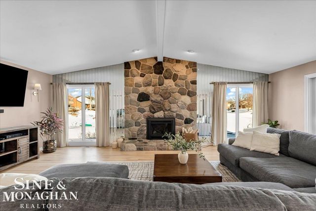 12903 Watkins Drive, Shelby Twp, MI 48315