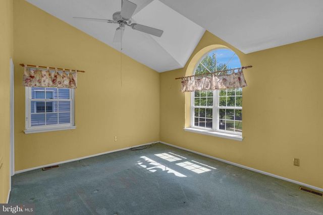24 PEARL DR, Doylestown, PA 18901