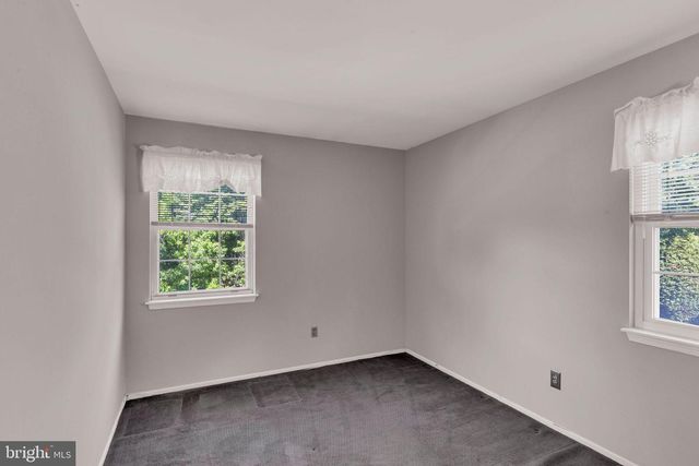 24 PEARL DR, Doylestown, PA 18901