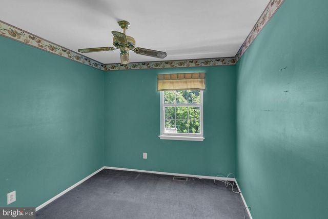 24 PEARL DR, Doylestown, PA 18901