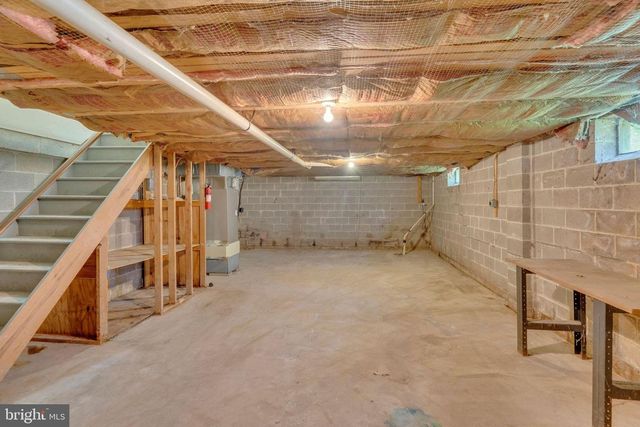 24 PEARL DR, Doylestown, PA 18901