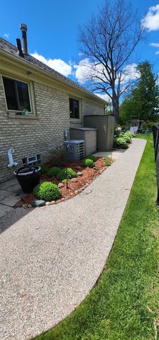46809 Burt Court, Chesterfield, MI 48047