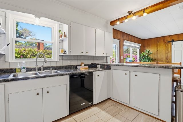 3251 Dogwood Ave, Brunswick, GA 31520