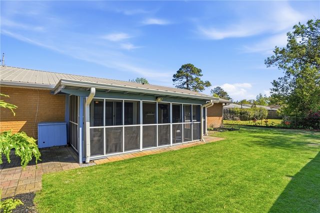 3251 Dogwood Ave, Brunswick, GA 31520