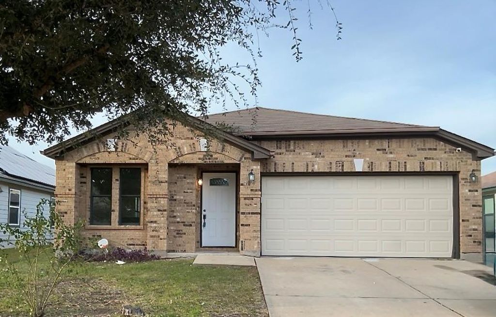 704 Big Sur TRL, Taylor, TX 76574