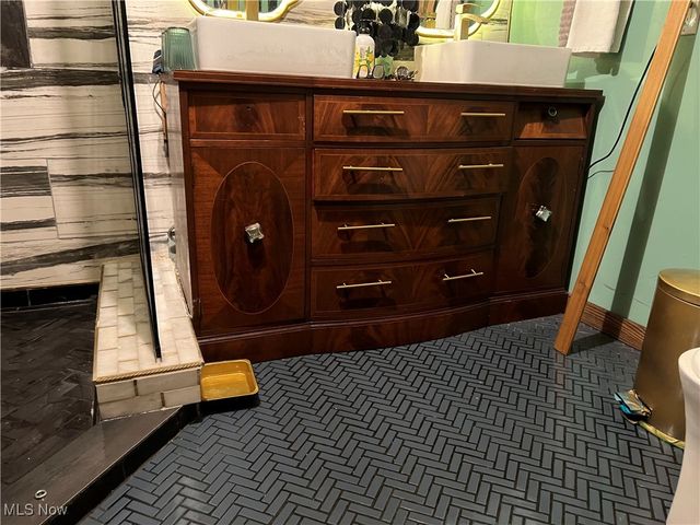 450 Washington Avenue, Lorain, OH 44052