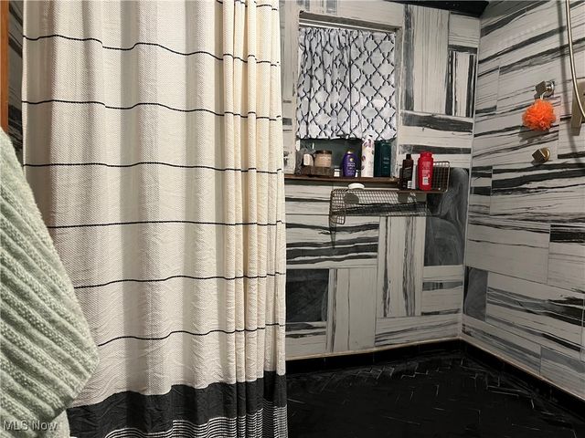 450 Washington Avenue, Lorain, OH 44052