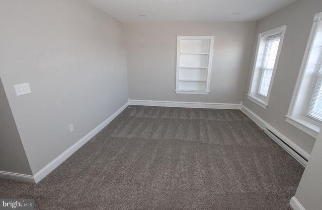 700 MAIN ST, Red Hill, PA 18076