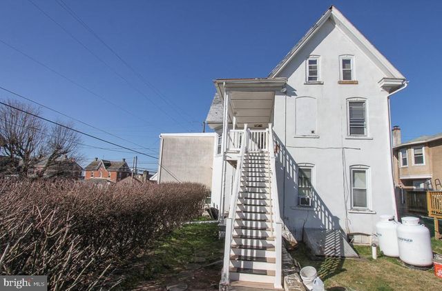 700 MAIN ST, Red Hill, PA 18076