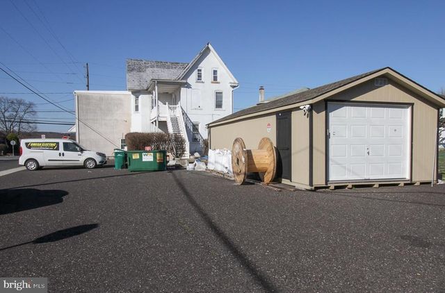 700 MAIN ST, Red Hill, PA 18076