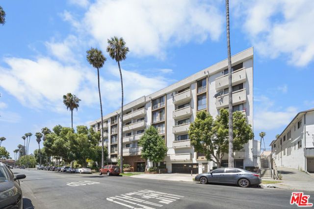 533 S St Andrews Place 404, Los Angeles, CA 90020