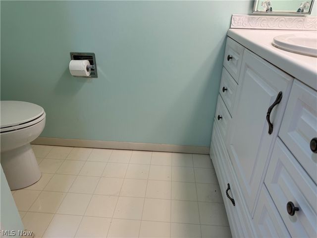 19281 Idlewood Trail, Strongsville, OH 44149