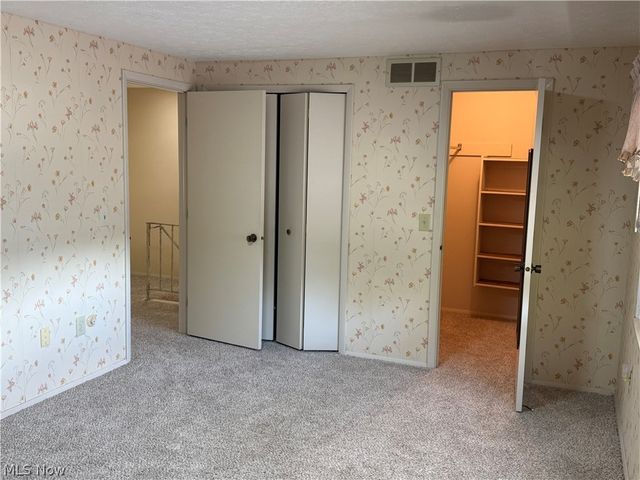 19281 Idlewood Trail, Strongsville, OH 44149