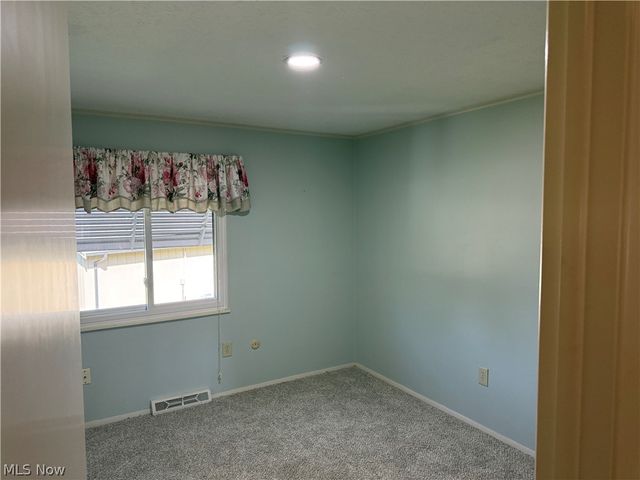 19281 Idlewood Trail, Strongsville, OH 44149