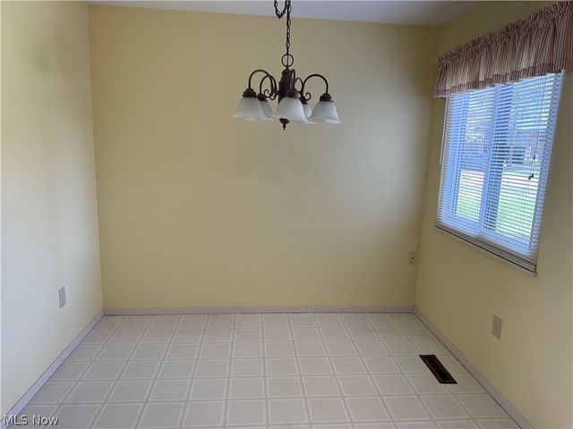 19281 Idlewood Trail, Strongsville, OH 44149