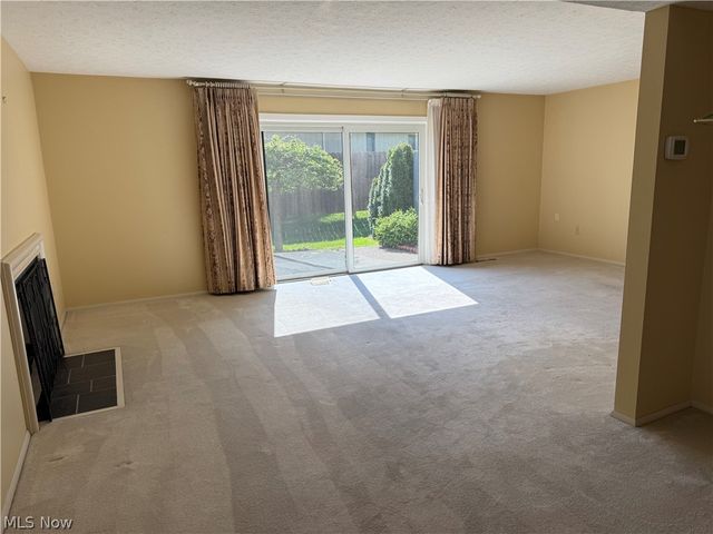 19281 Idlewood Trail, Strongsville, OH 44149