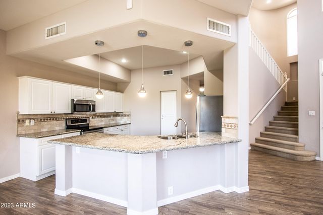 3800 S CANTABRIA Circle 1048, Chandler, AZ 85248