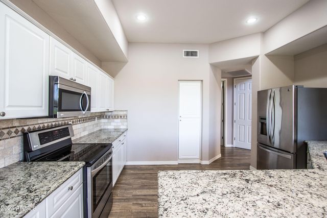 3800 S CANTABRIA Circle 1048, Chandler, AZ 85248