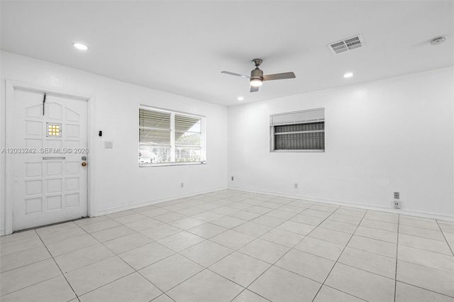 7505 NW 58th Street, Tamarac, FL 33321