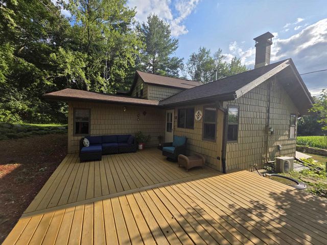3710 Johnson Drive, Deerfield, WI 53531