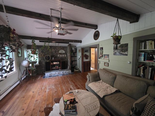 3710 Johnson Drive, Deerfield, WI 53531