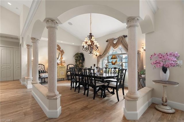 649 Bow Line DR, Naples, FL 34103