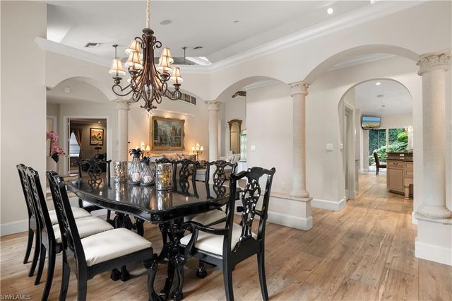 649 Bow Line DR, Naples, FL 34103