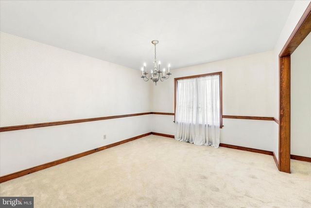 1295 WAKEFIELD CT CT, Glen Mills, PA 19342