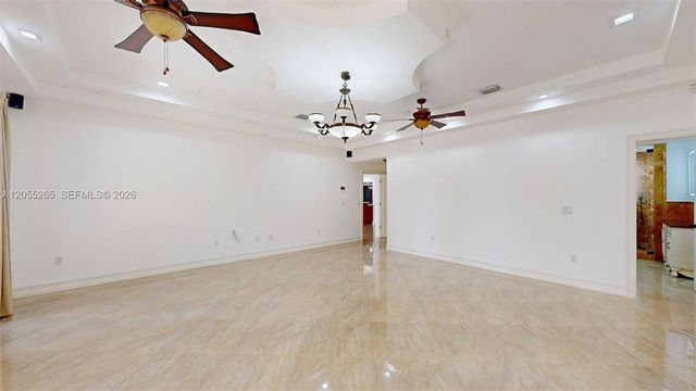 6265 W 10th Ave, Hialeah, FL 33012