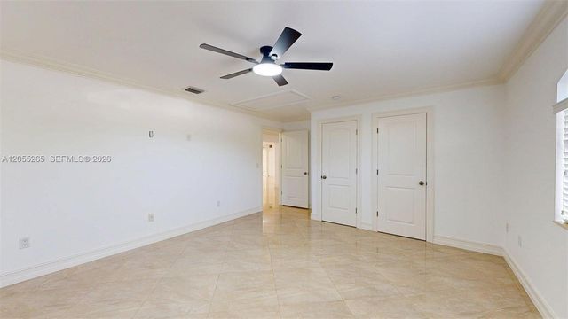 6265 W 10th Ave, Hialeah, FL 33012
