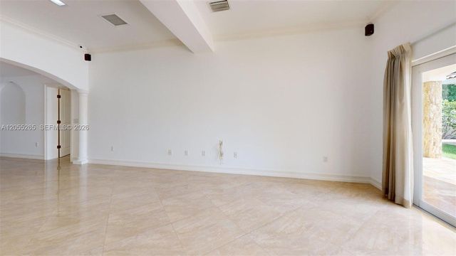 6265 W 10th Ave, Hialeah, FL 33012