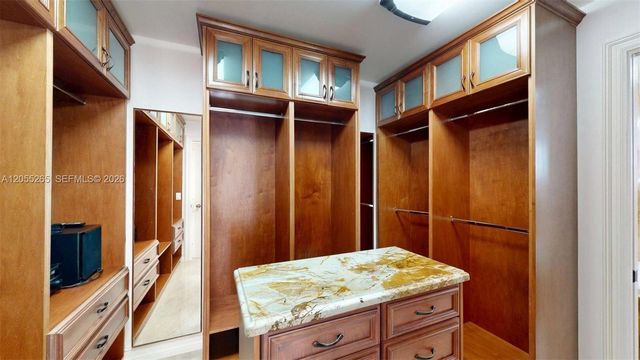 6265 W 10th Ave, Hialeah, FL 33012